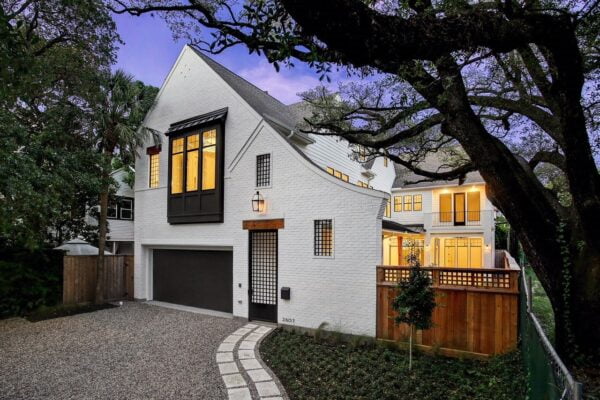 2 1/2 Story Home Plan E6152