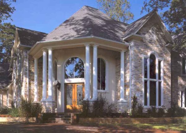 Traditional Style Home Plan aD1075