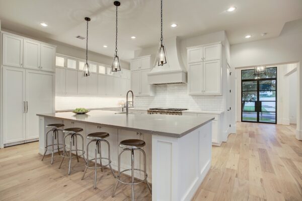 2 1/2 Story Home Plan E8054