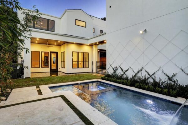 Two Story Home Plan E6054